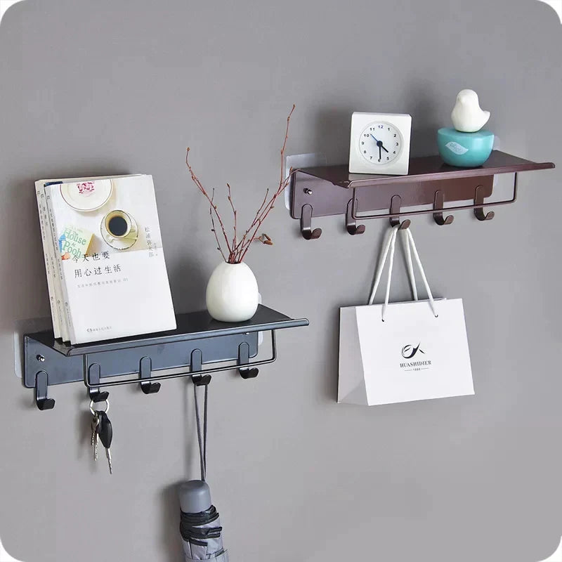 Wall Mount Iron Organizer with 5 hook detail view